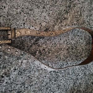 ✨ Genuine Leather Studded Western Belt (Size Small) ✨